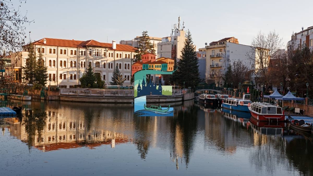 Venedik Hayali Kurarken Karaya Oturmayın: Porsuk'ta Gondol ve Esbot Turu Hakkında Her Şey